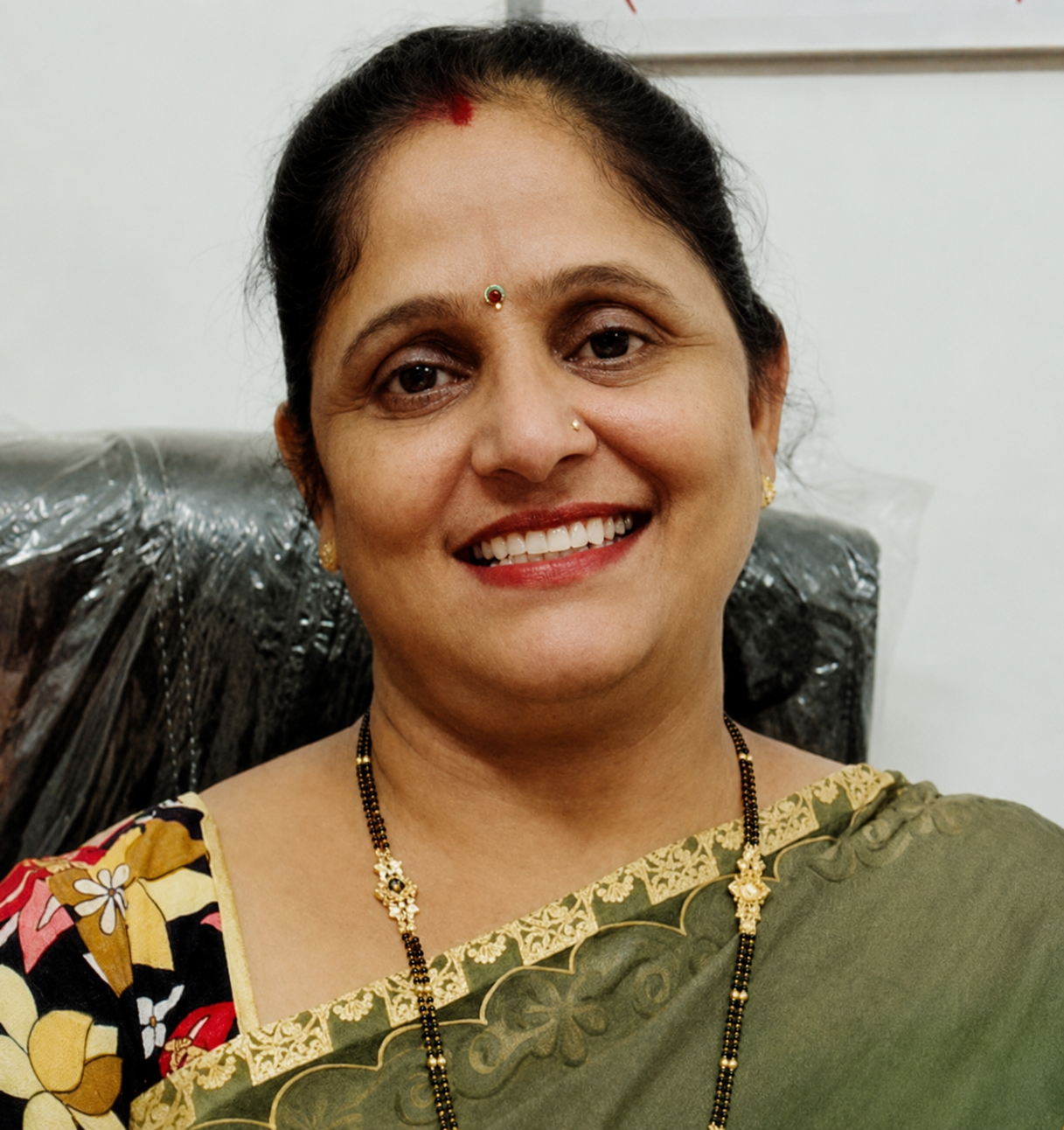 Asha Mishra, Principal